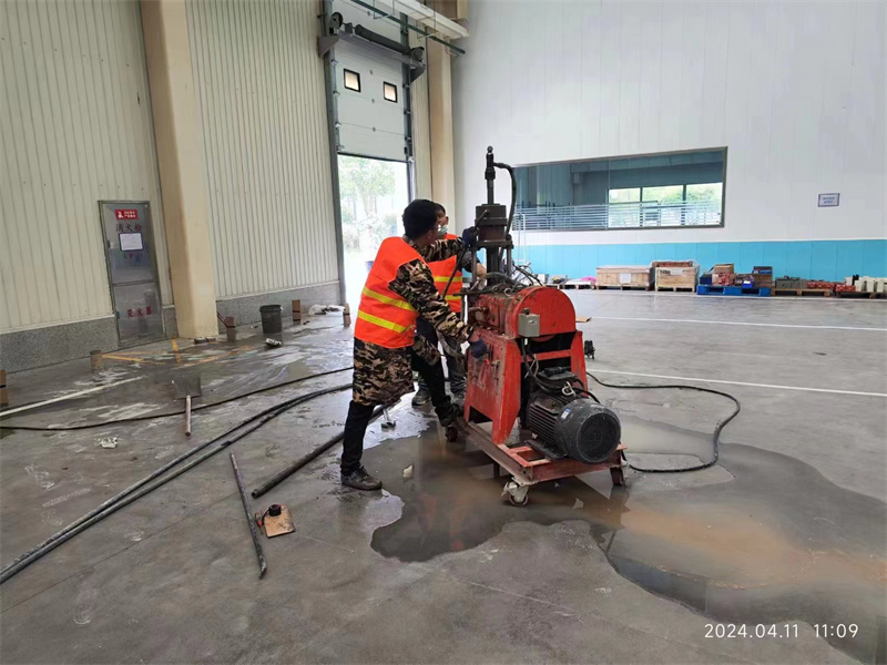 东阿厂房地面下沉塌陷注浆加固施工